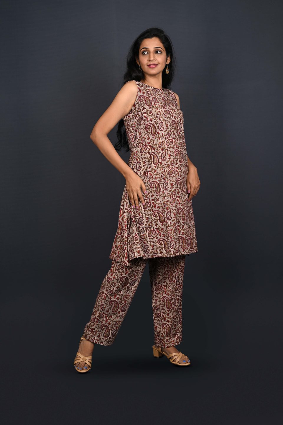 Paisley Print Kurta Set
