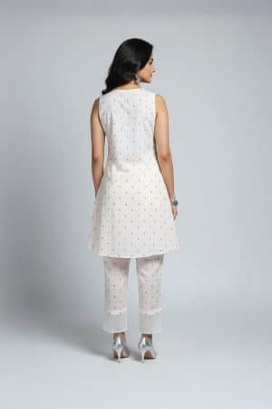 Ivory Buti Kurta Set with Sleeveless A-Line Kurta and Straight Pants