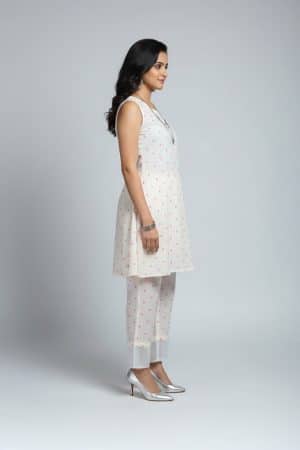 Ivory Buti Kurta Set with Sleeveless A-Line Kurta and Straight Pants